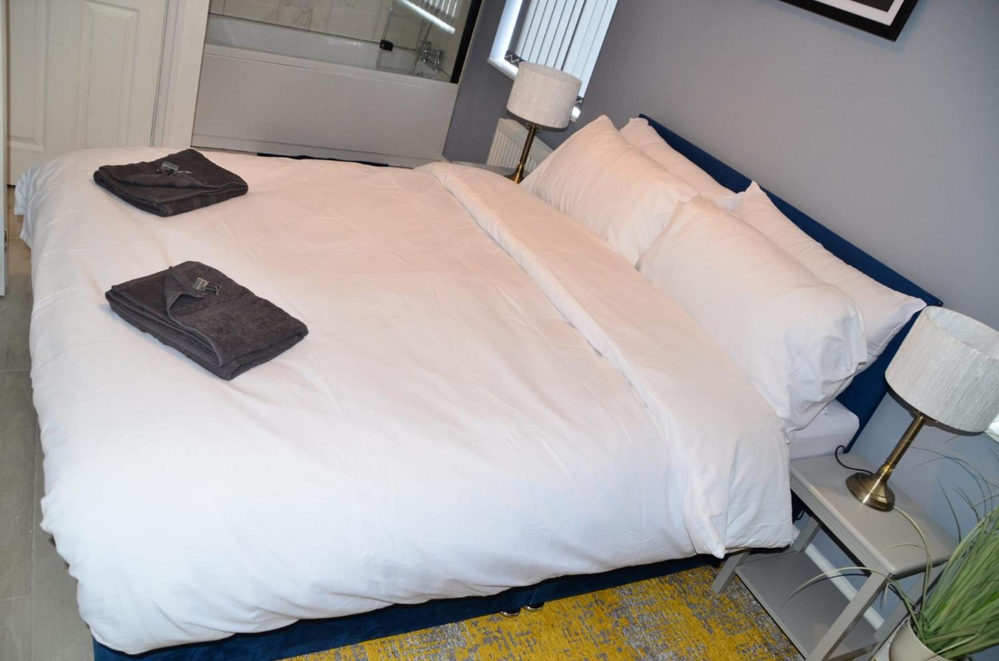 Blok 3 -Jacuzzi Suites, Apartment & Ensuite Rooms, Blackpool
